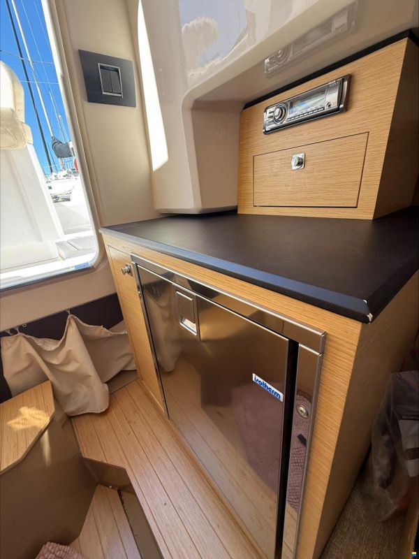 Sessa KEY LARGO 27 EFB