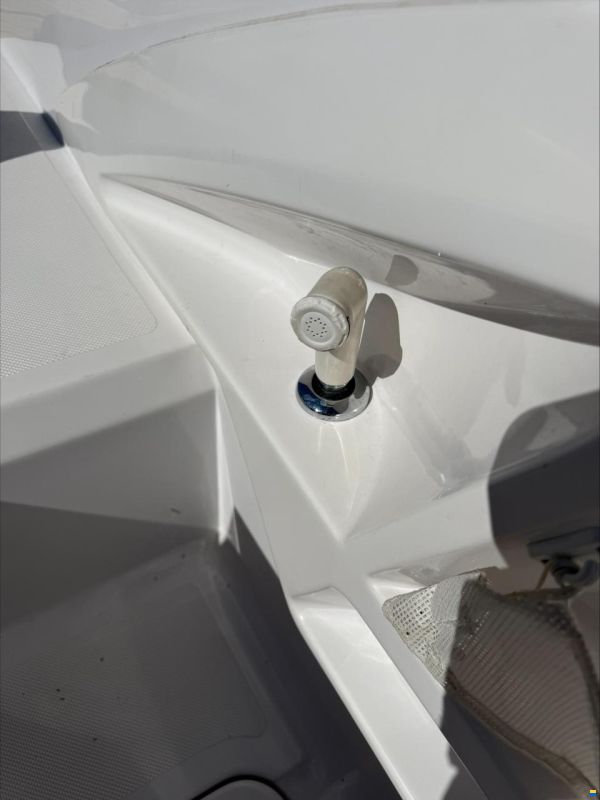 Sessa KEY LARGO 27 EFB