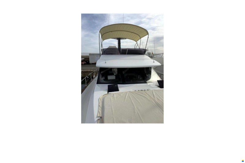 Azimut Magellano 43 HT