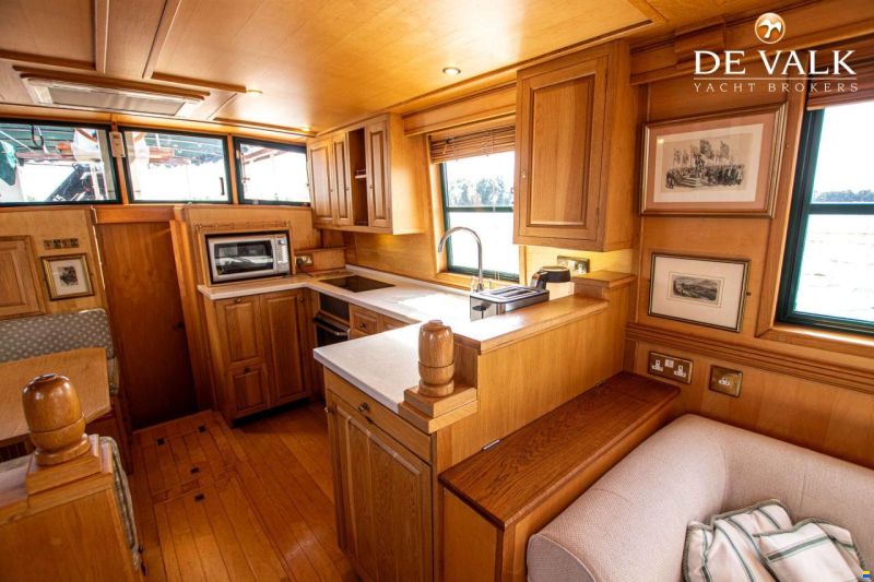 Luxe motor 20 m