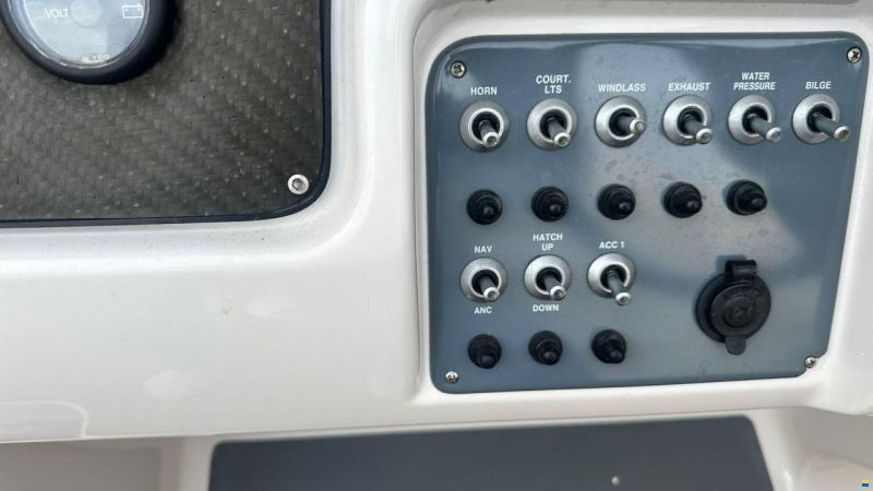 Chris Craft Corsair 28