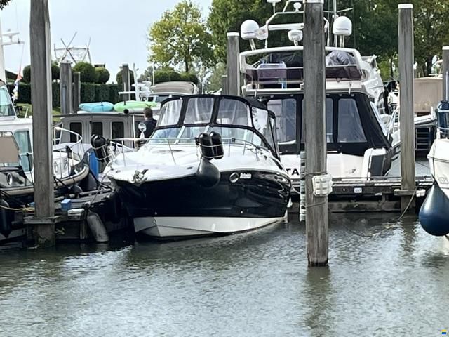 Crownline 280 CR