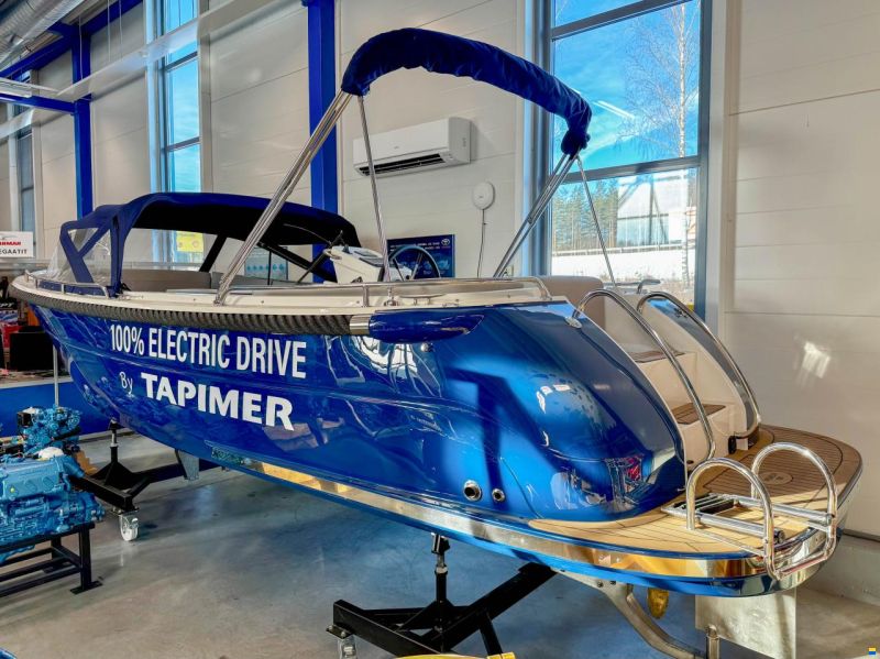 Primeur 700 Tender electric boat