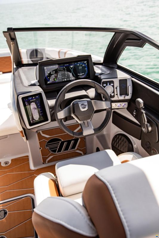 Malibu Wakesetter 23 MXZ