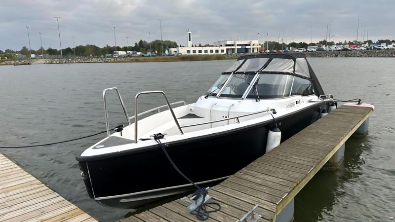 XO Boats 240 RS