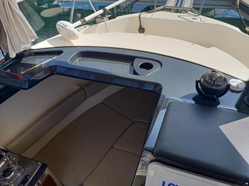 Quicksilver Arvor 810
