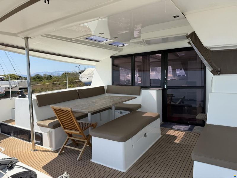 Fountaine Pajot Helia 44