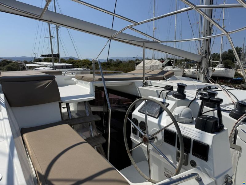 Fountaine Pajot Helia 44