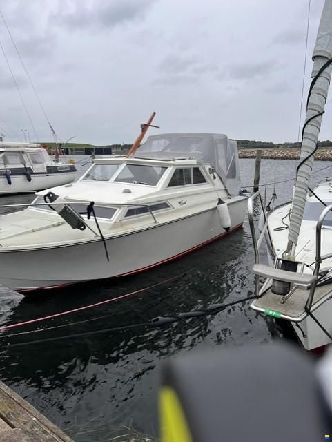 Coronet 24 Family