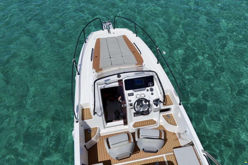 Beneteau Flyer 8