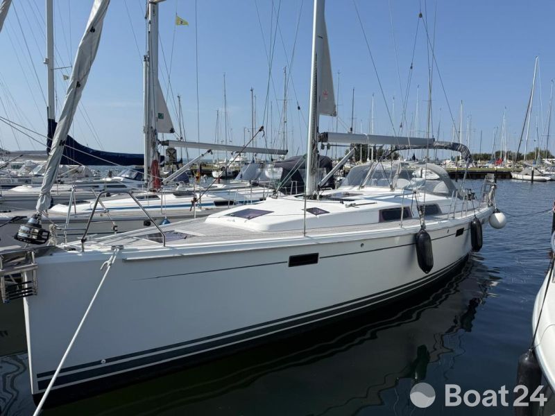 Hanse 415