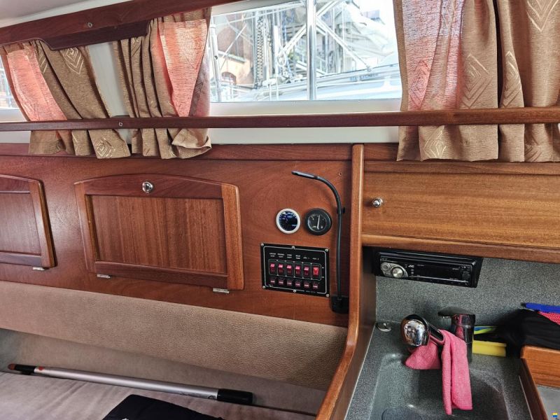 Bora 838 BS