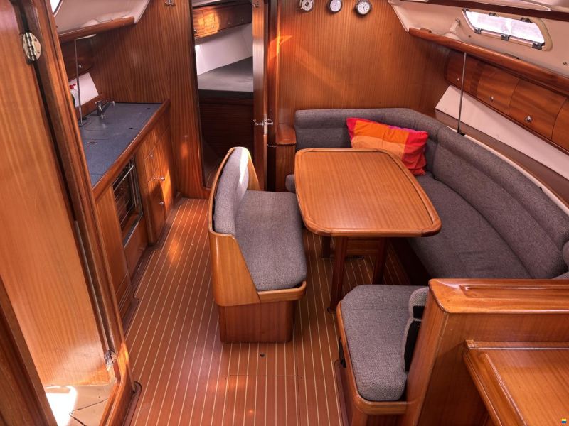 Bavaria 38 C