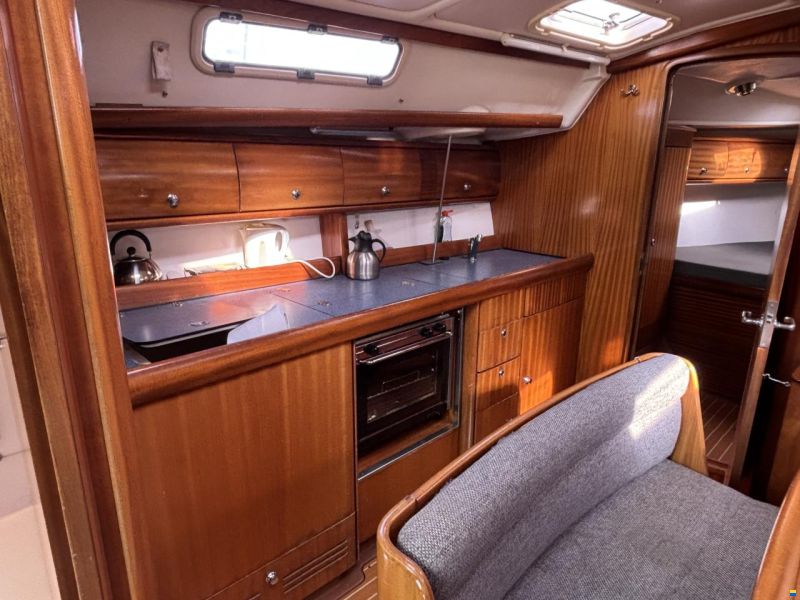 Bavaria 38 C