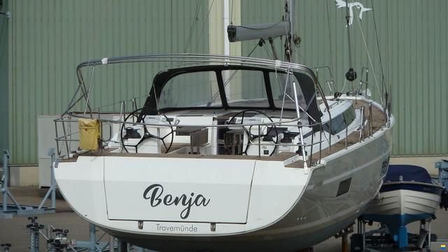 Bavaria C45 Style