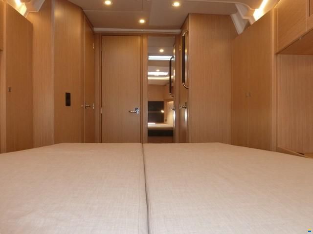 Bavaria C45 Style