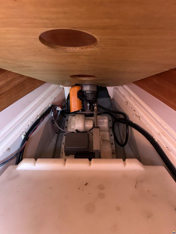 Hanse 385