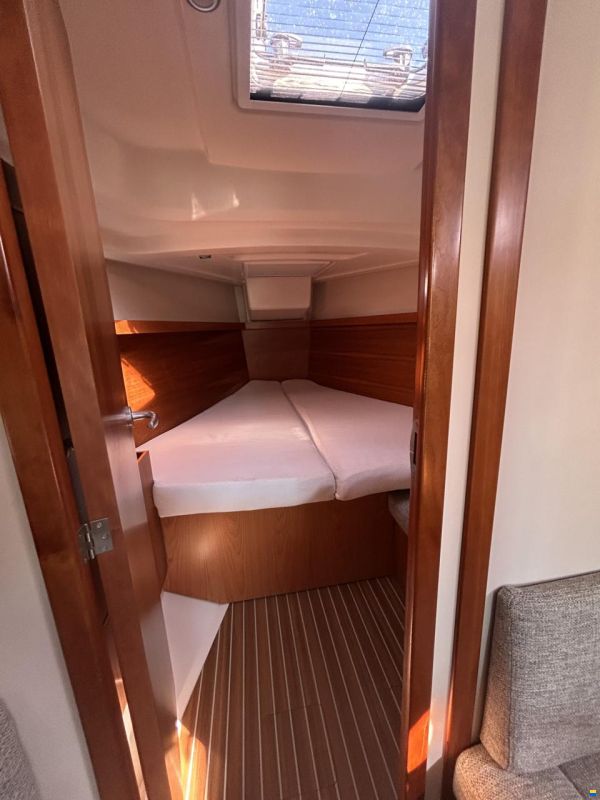 Hanse 385