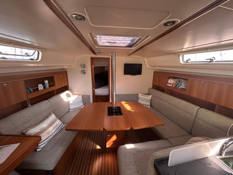 Hanse 385