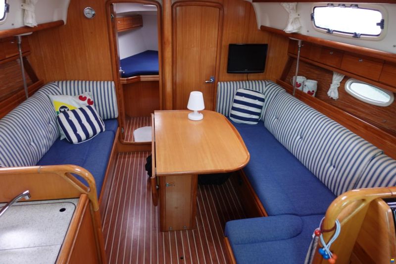 Bavaria 37 Cruiser