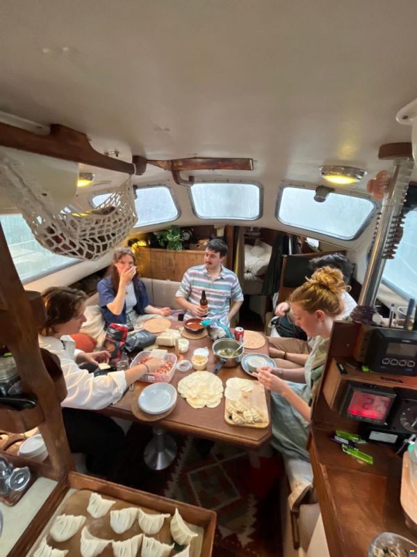 Trident Voyager 35