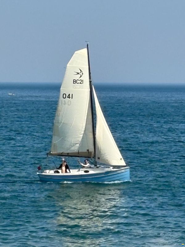 Swallow Yachts Bay Cruiser 21