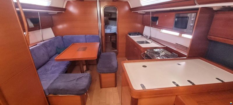 Dufour 405
