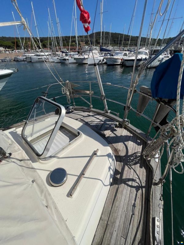 Hallberg-Rassy 382