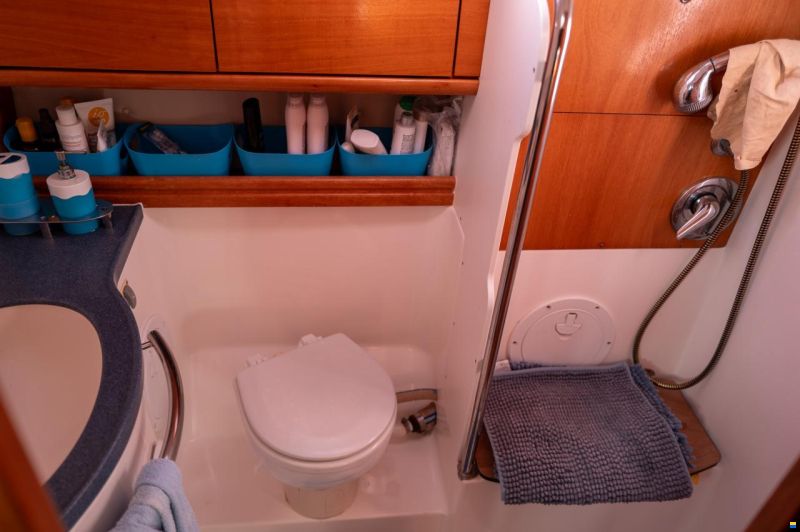 Bavaria 42 CRUISER