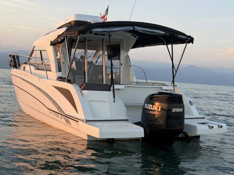 Beneteau Antares 8 OB