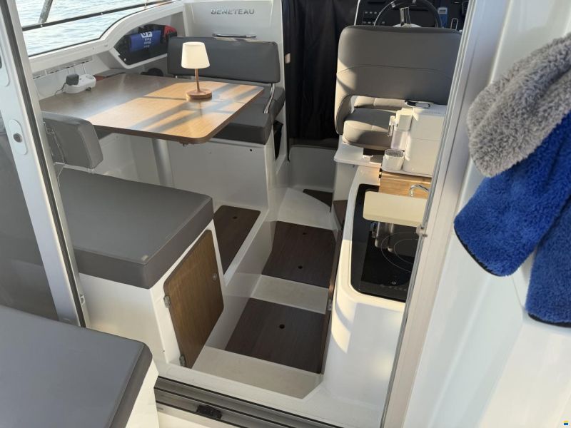 Beneteau Antares 8 OB