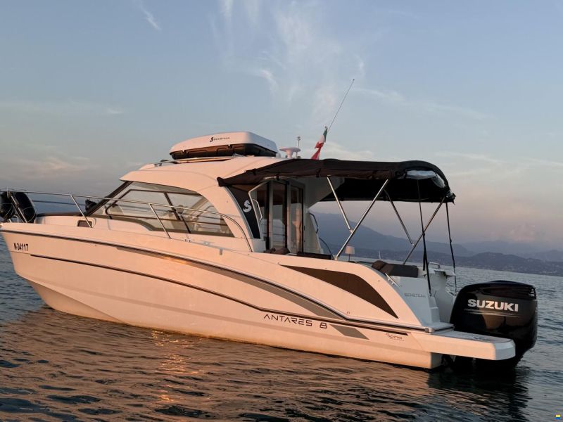 Beneteau Antares 8 OB
