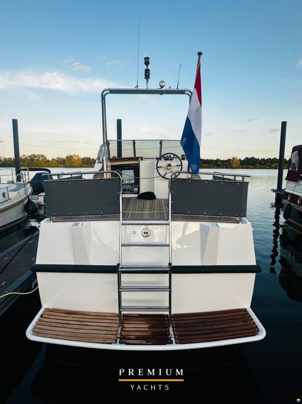Linssen 35SE