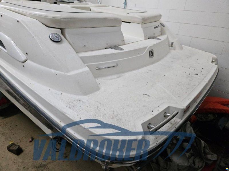 Sea Ray 250 SLX