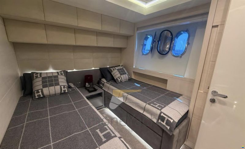 AB Yachts AB 100