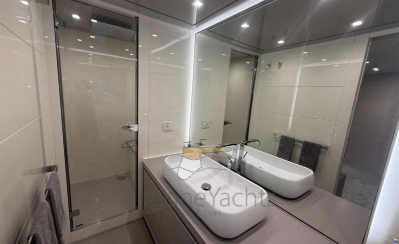 AB Yachts AB 100