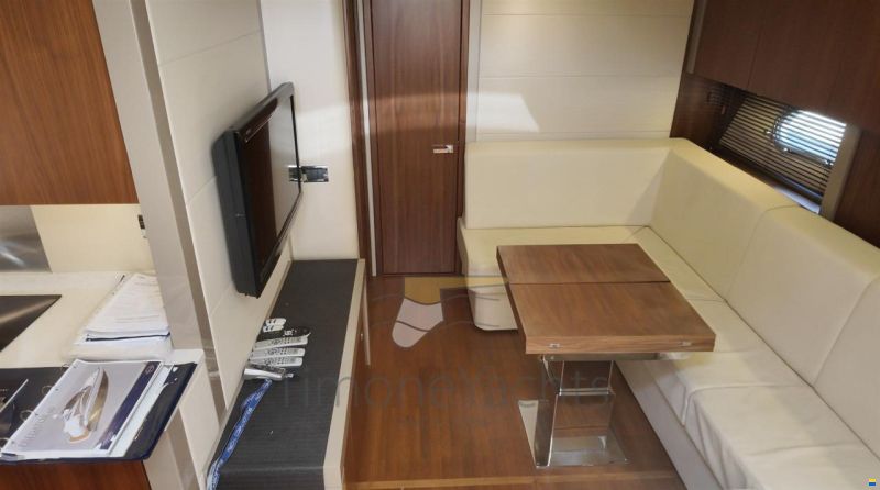 Sunseeker Predator 60