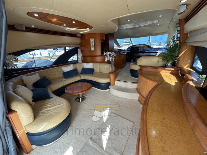 Azimut 62 fly