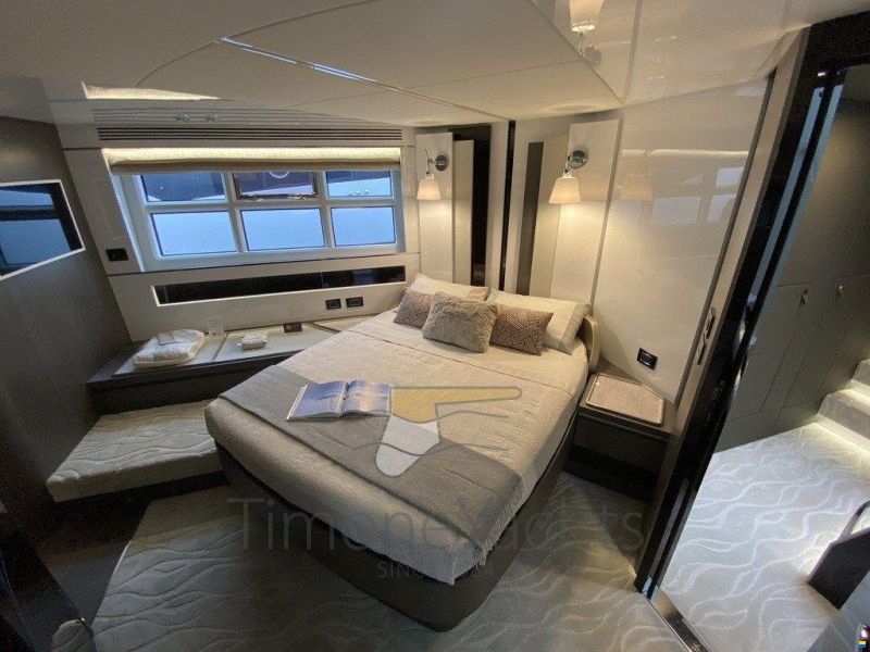 Azimut S7