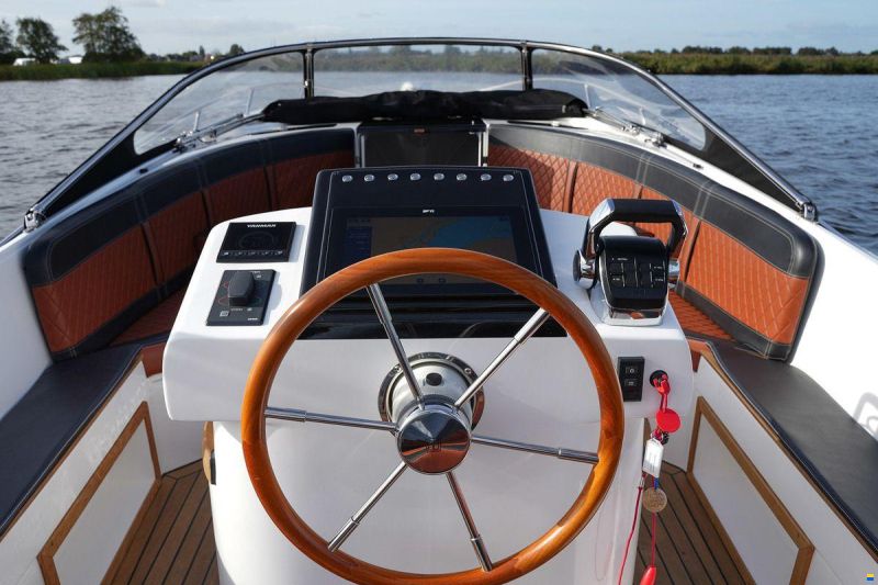 Nauta Spirit 28