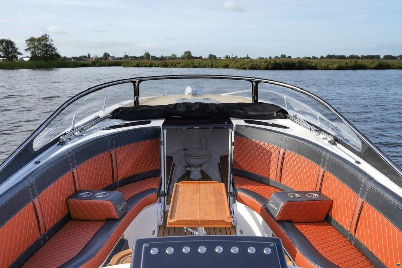 Nauta Spirit 28