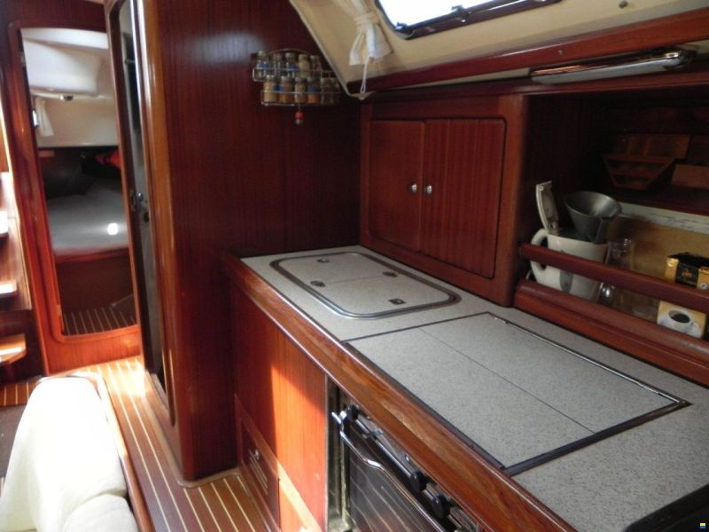 Bavaria 40-3
