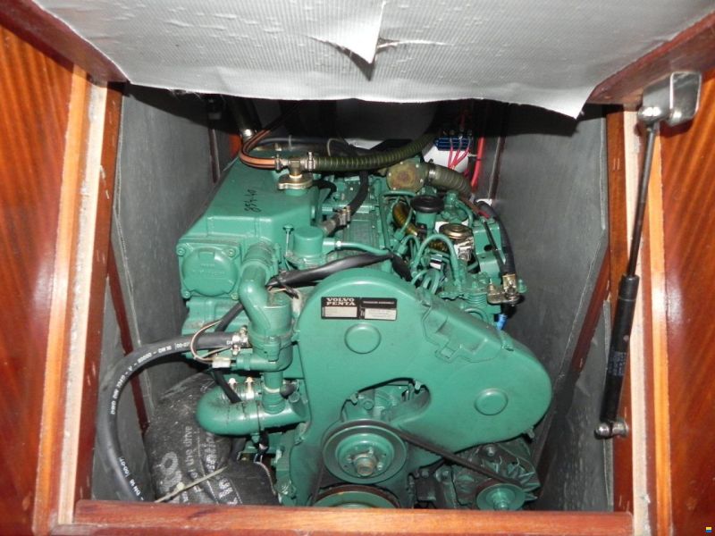 Bavaria 40-3
