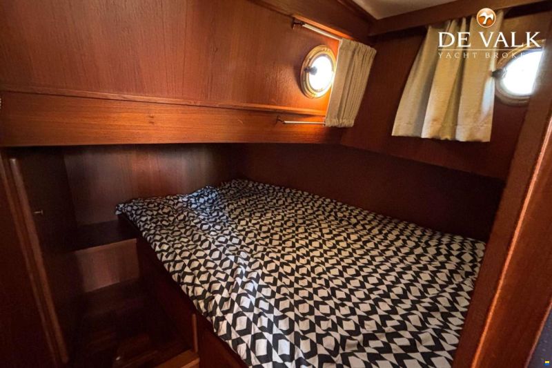 Linssen STURDY 1000 AC ROYAL