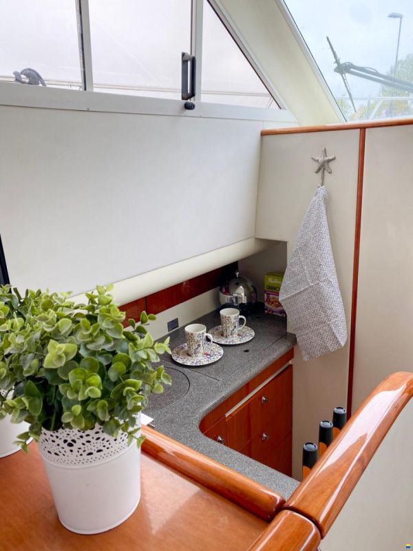 Fairline Phantom 38