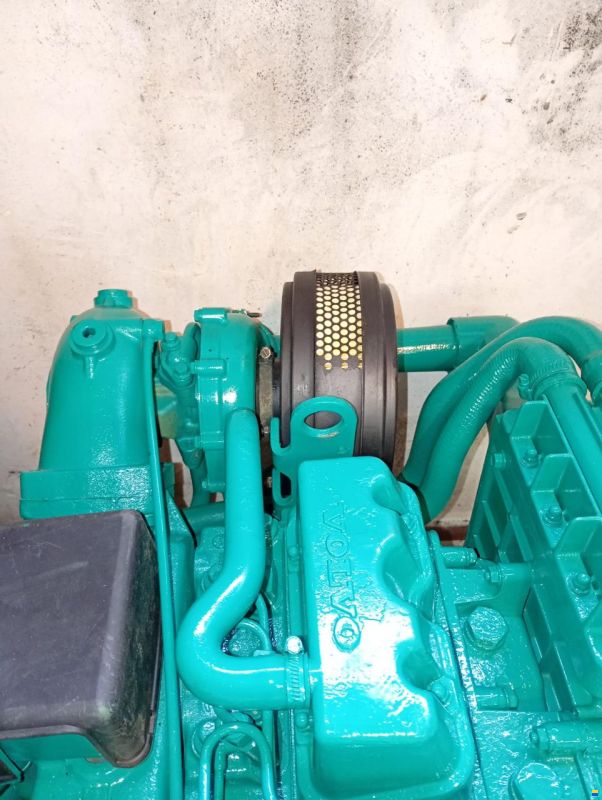 Volvo Penta AD41B 200hp