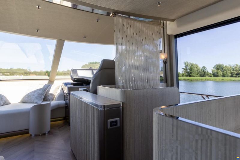 Galeon 620 Fly