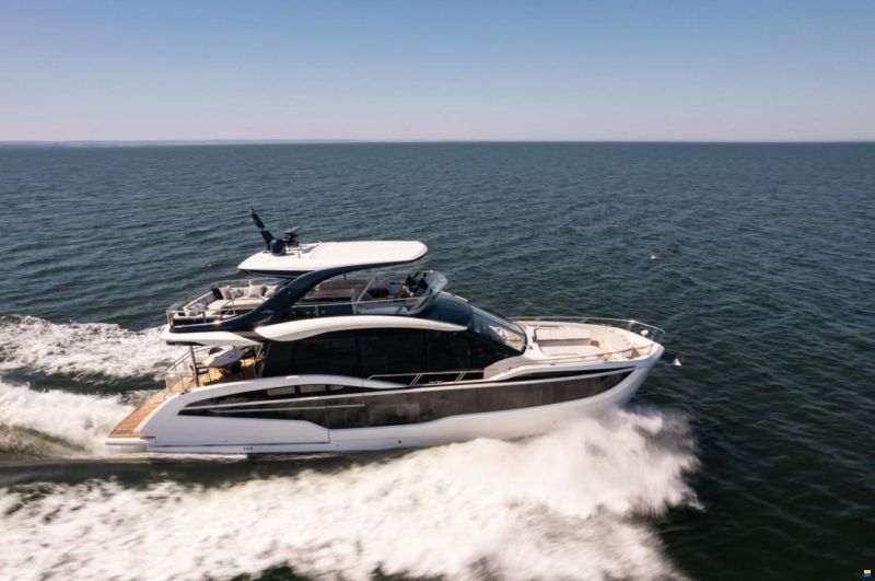 Galeon 620 Fly