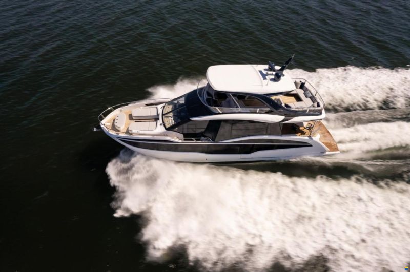 Galeon 620 Fly