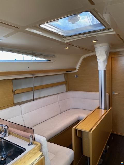 Elan 340
